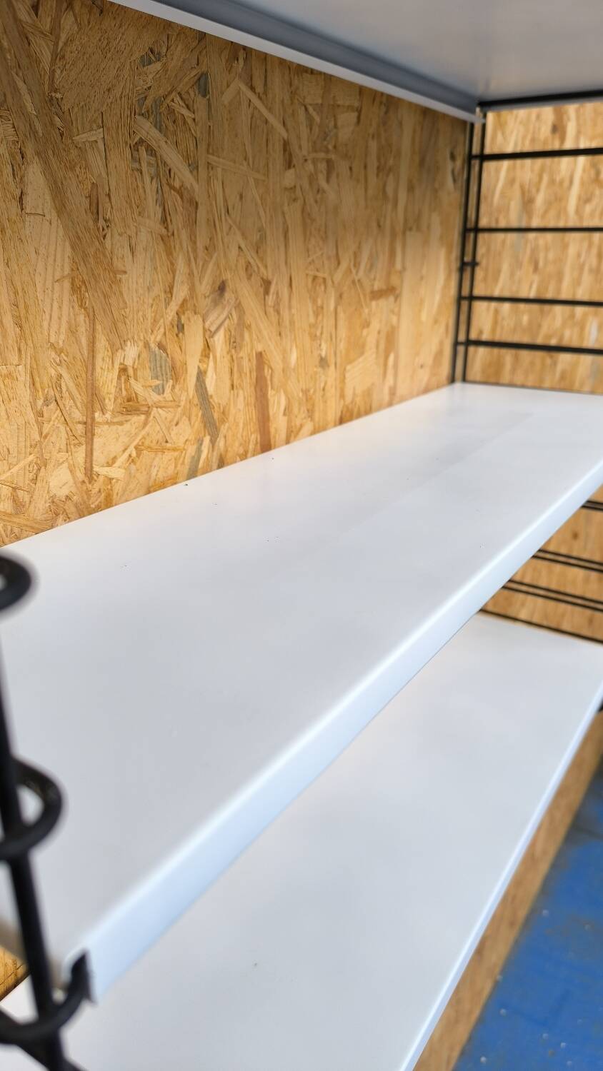 Tomado Holland modular shelving unit