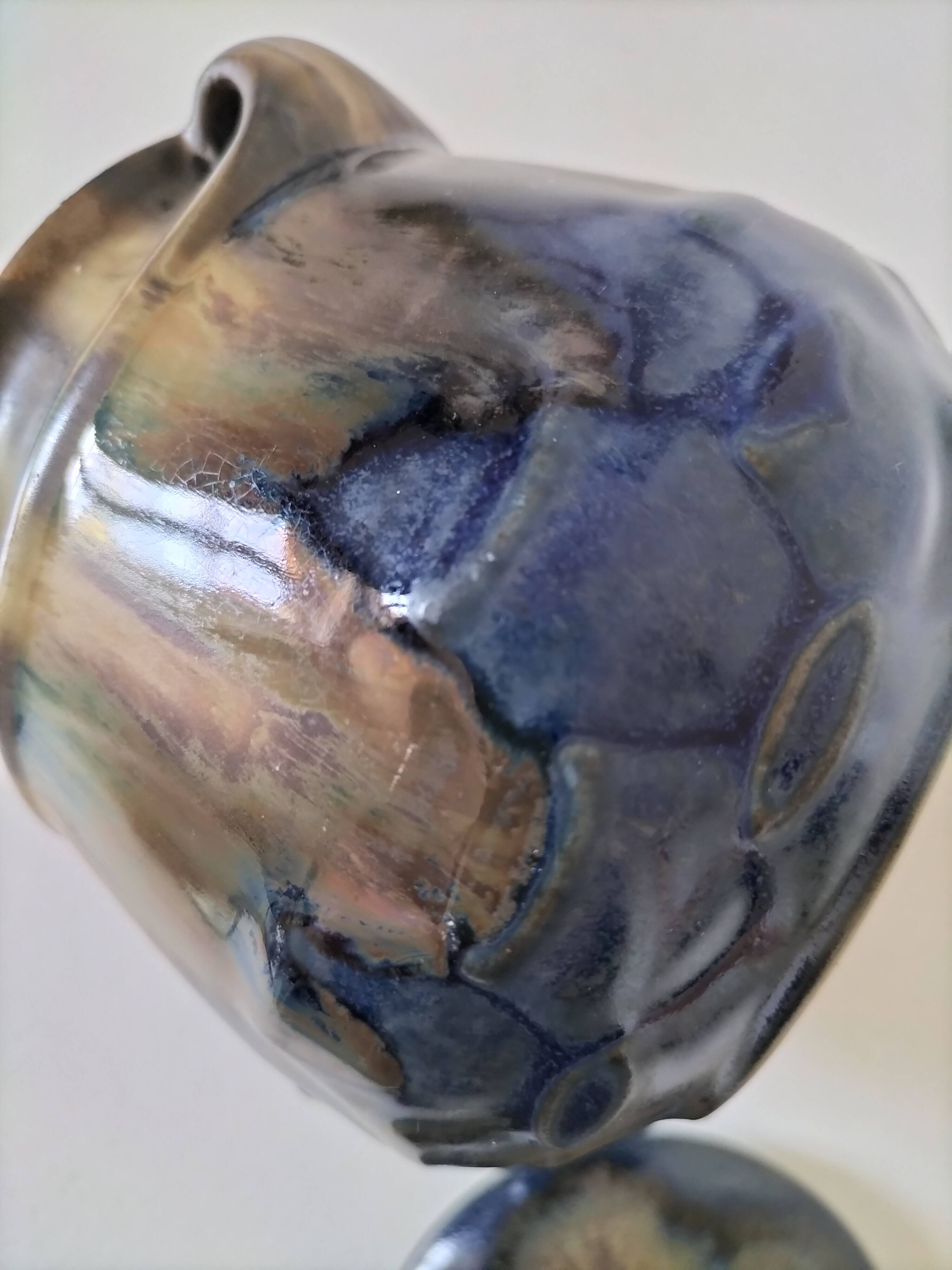 Sucrier en grès flammé Denbac signé – reflets bleu nuit et bronze