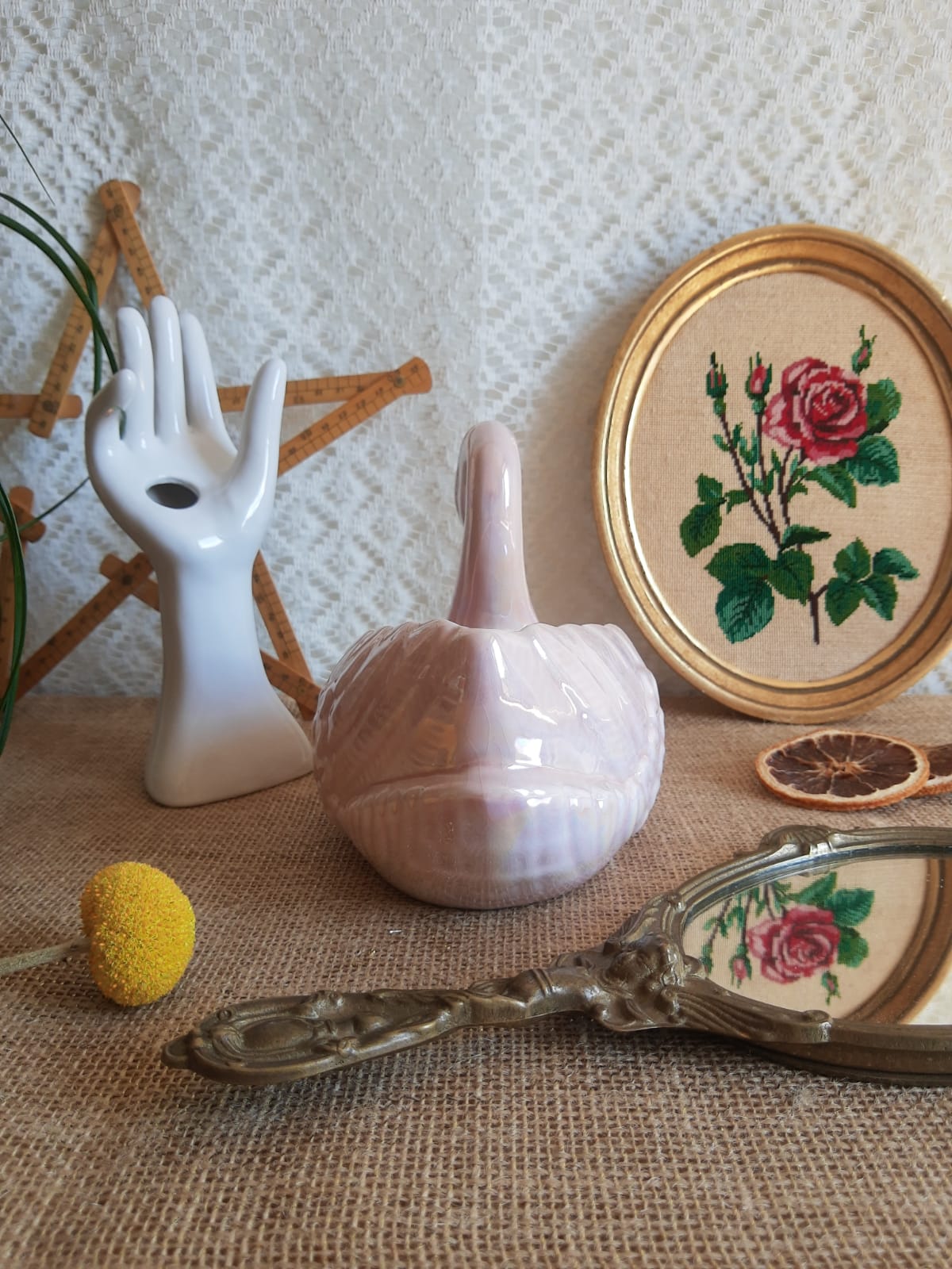 Sia Vintage Pink Pearl Swan Shaped Planter