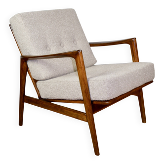 Fauteuil PRL "Stefan" en bois de hêtre vintage beige bouclé - bois plus foncé