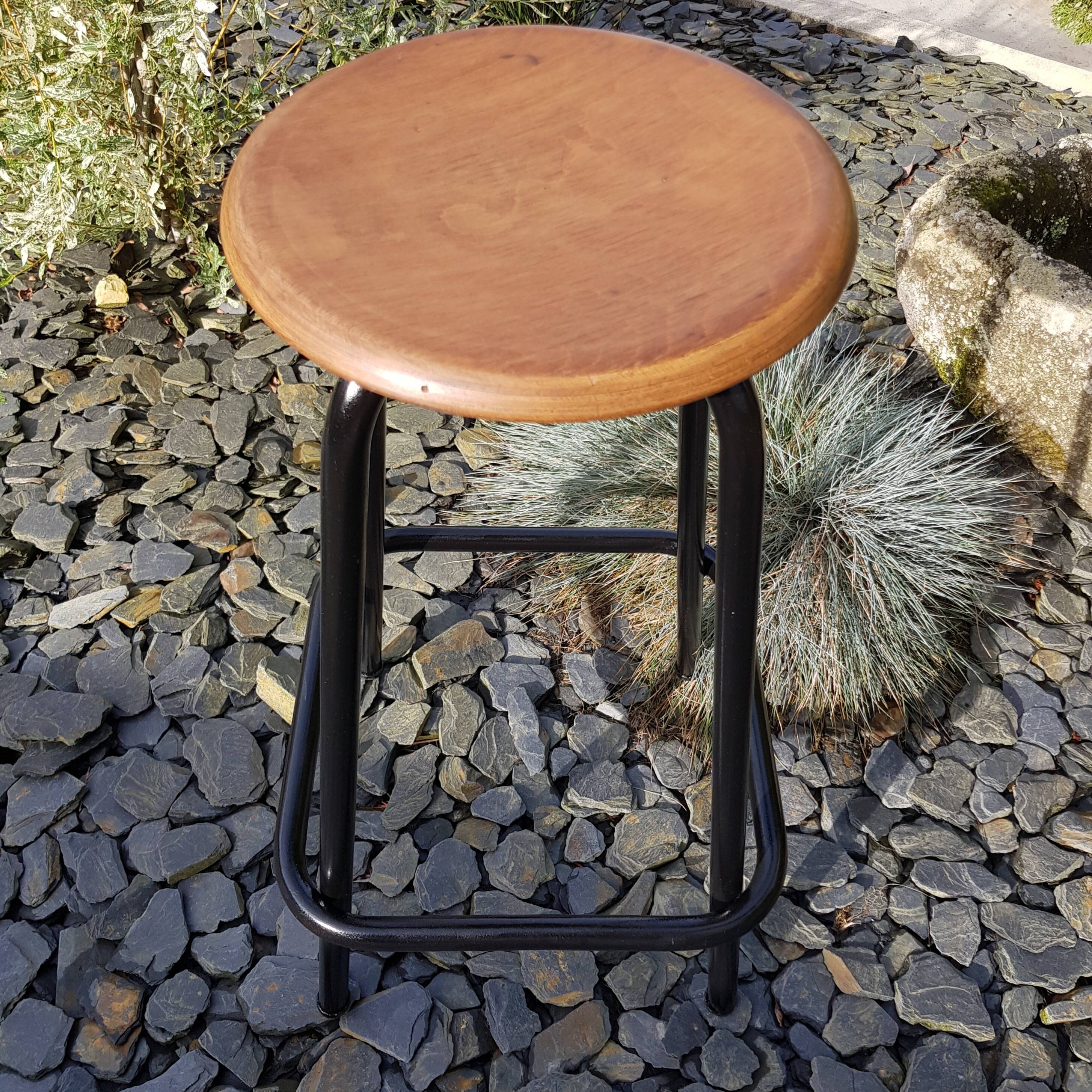 Workshop stool