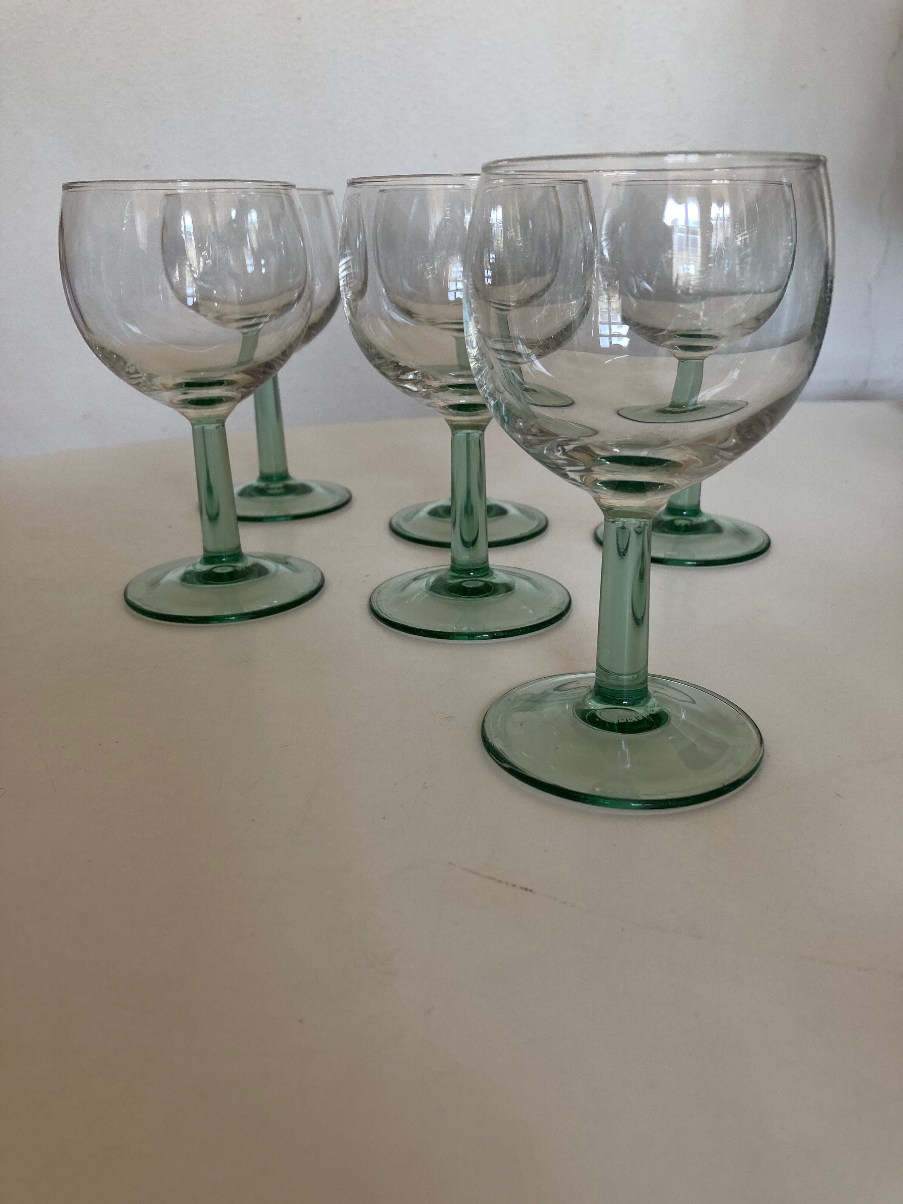 Set de 6 verres ballon à pied vert 13cm 1970