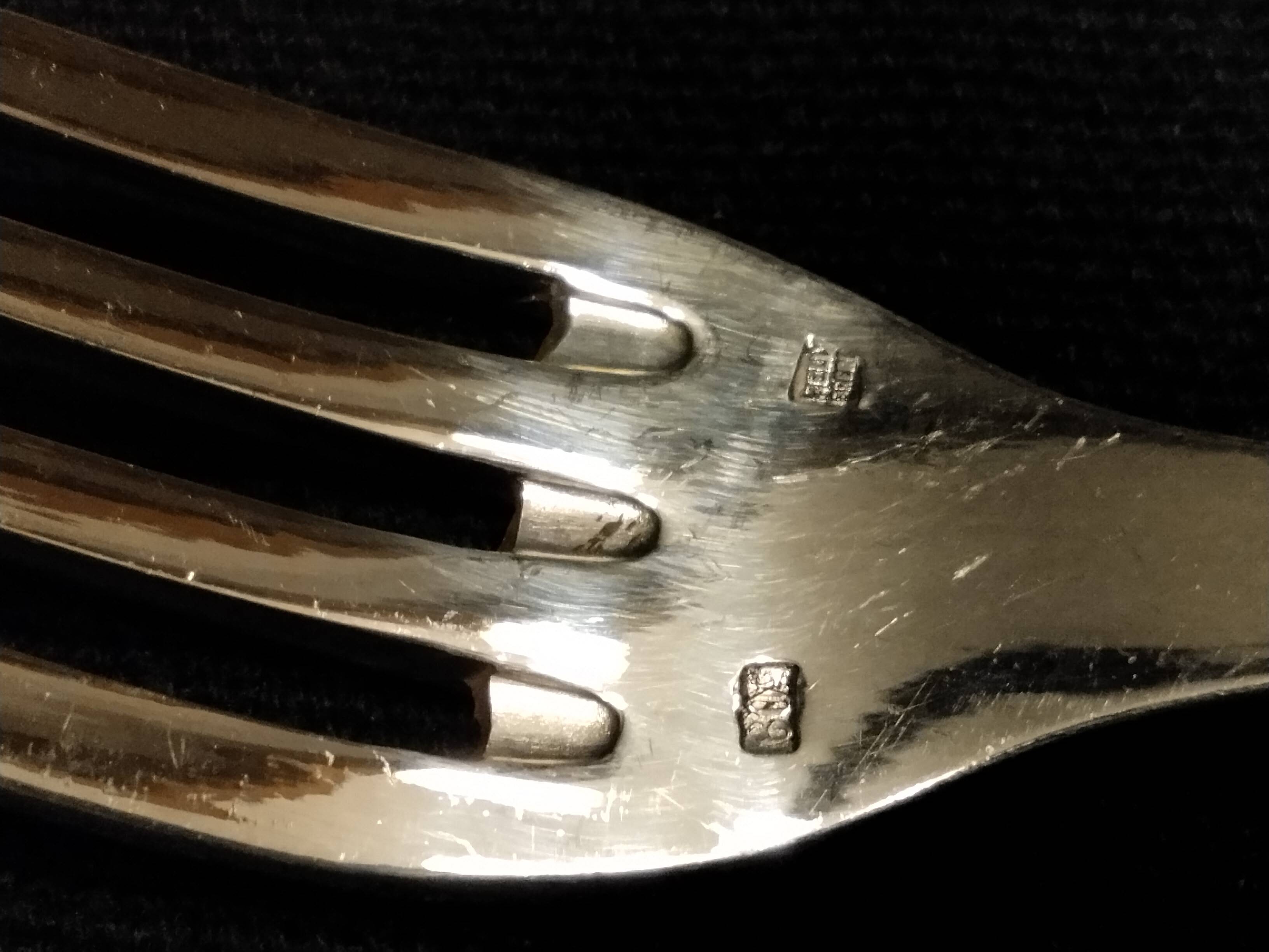 12 silver-plated dessert forks by Félix Frères