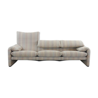 Cassina Maralunga 3-seat sofa by Vico Magistretti in striped colored fabrics