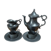 Tin lot – teapot, milk jug & duo of cups/saucers
