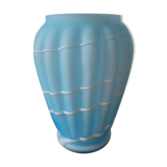 Blue and white opaline vase