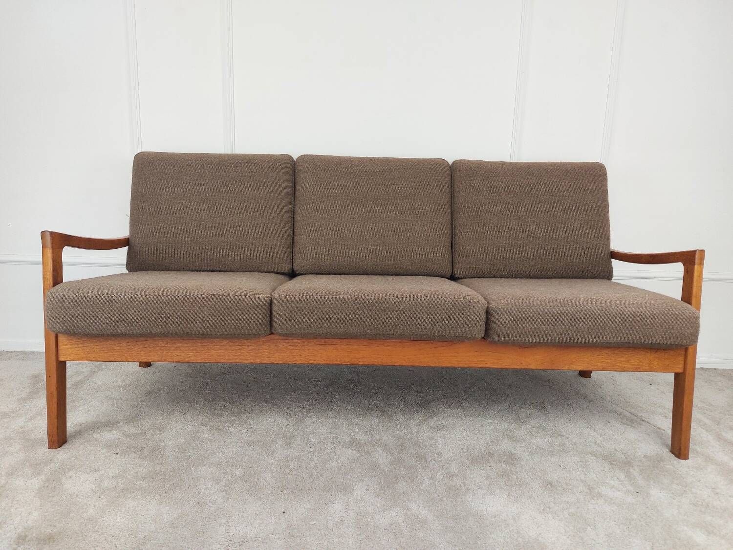Set of 3 seats and 2 Senator armchairs by Ole Wanscher for Poul Jep