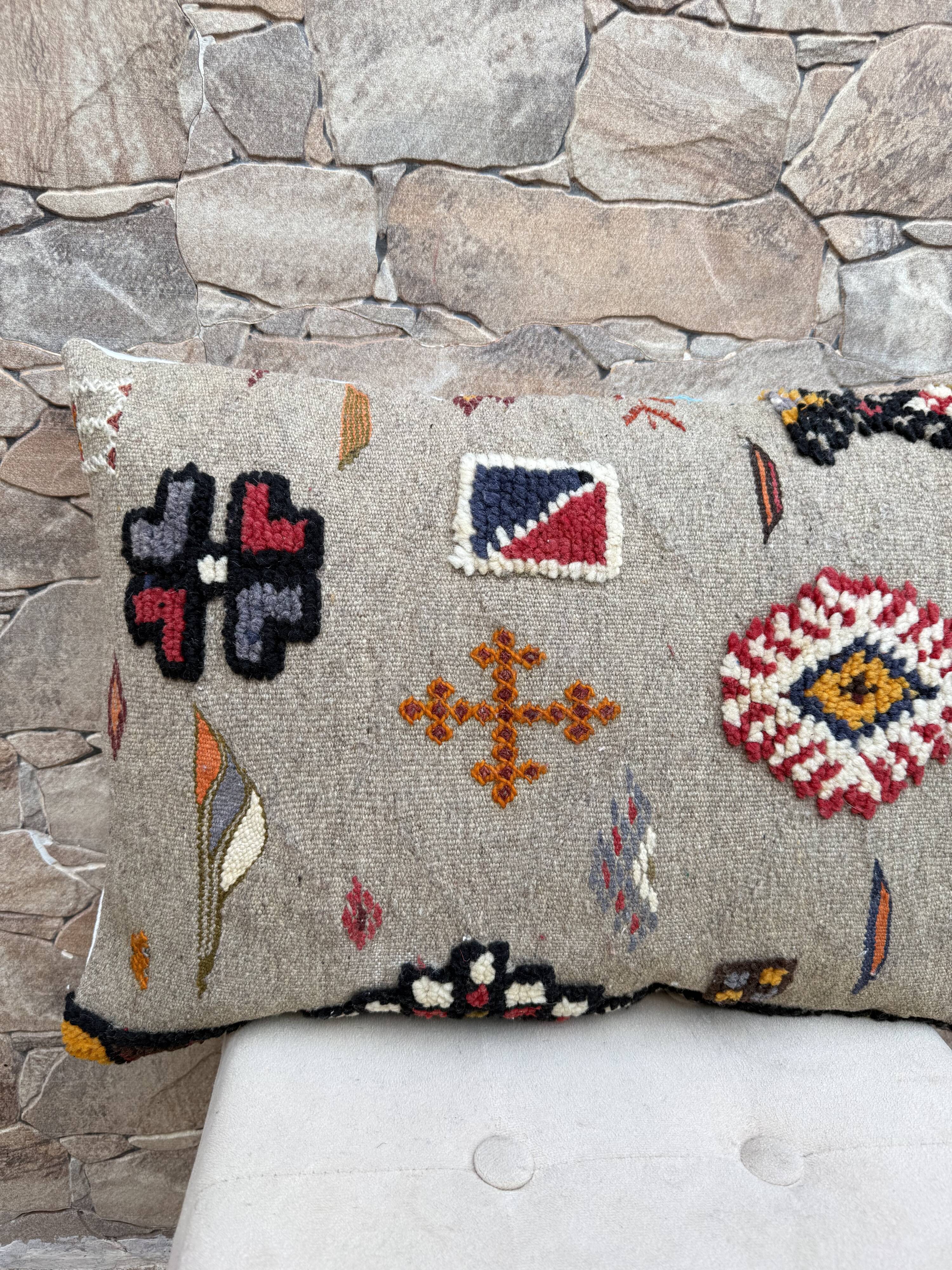 Housse de coussin faite main | Coussin Kilim bohème | Décoration berbère ma