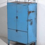 Armoire vintage de style industriel avec patine bleue (c.1950)