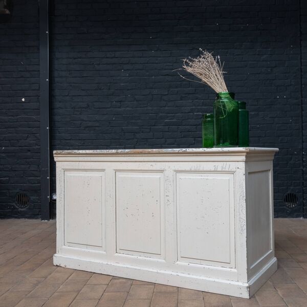 Ancien comptoir d'épicerie en bois, 1930