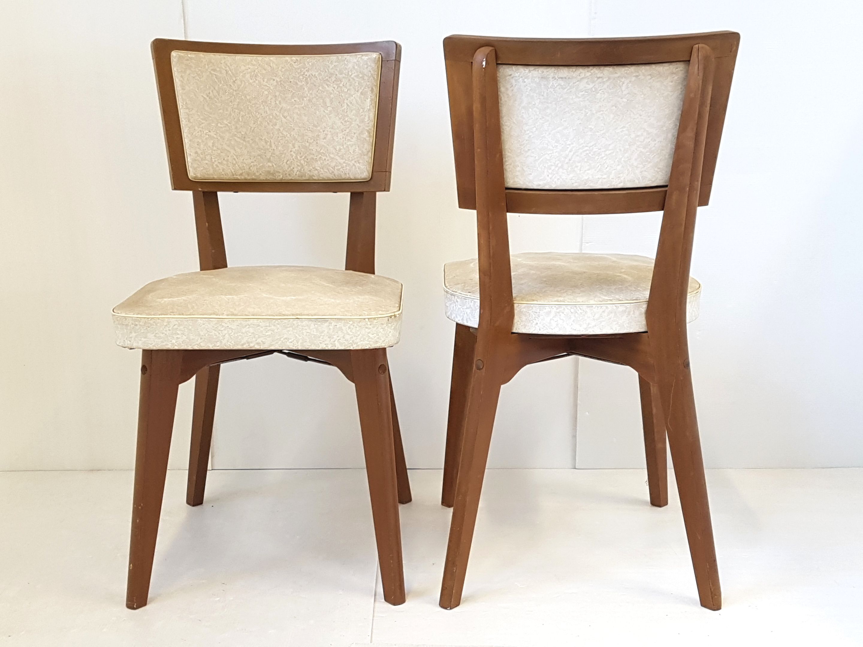 Set of 3 vintage chairs