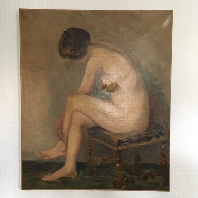 Old female nude table
