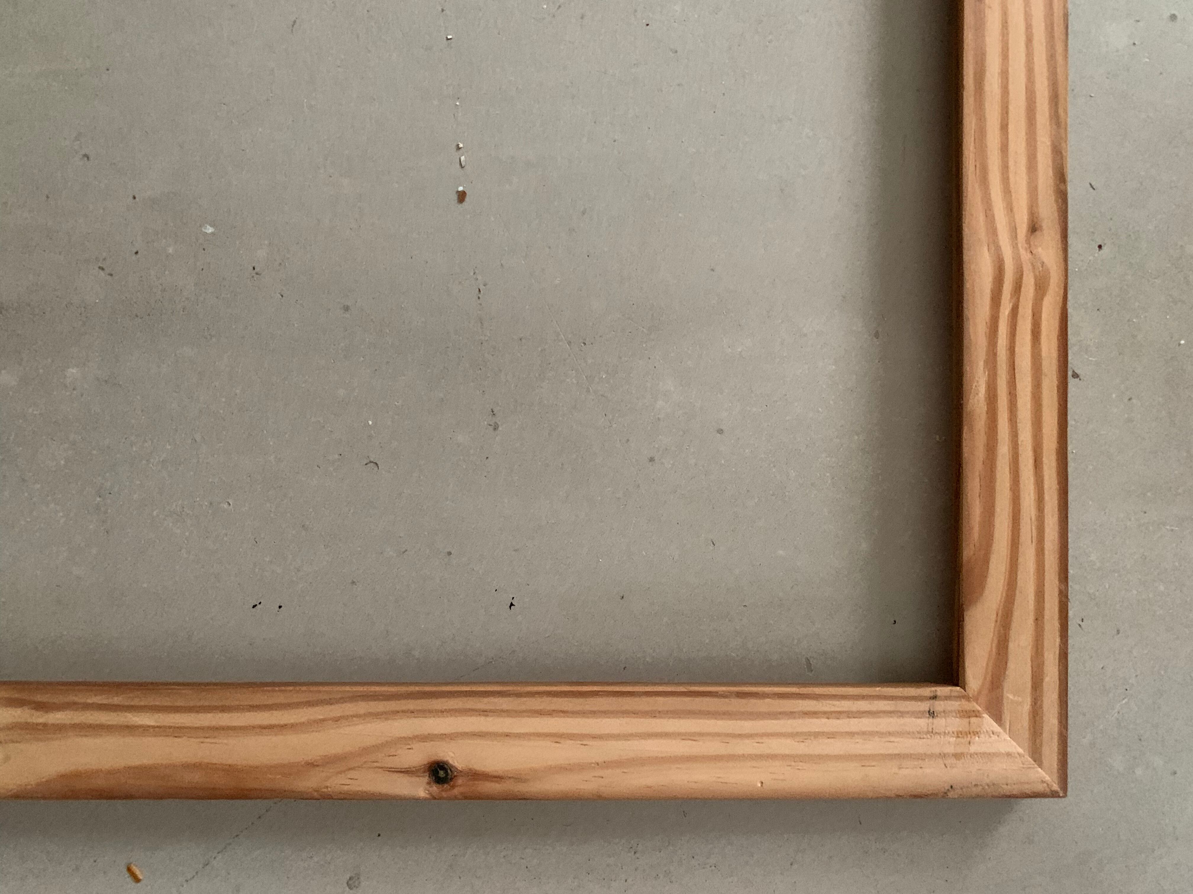 Frame in pine / old wood 52x58cm