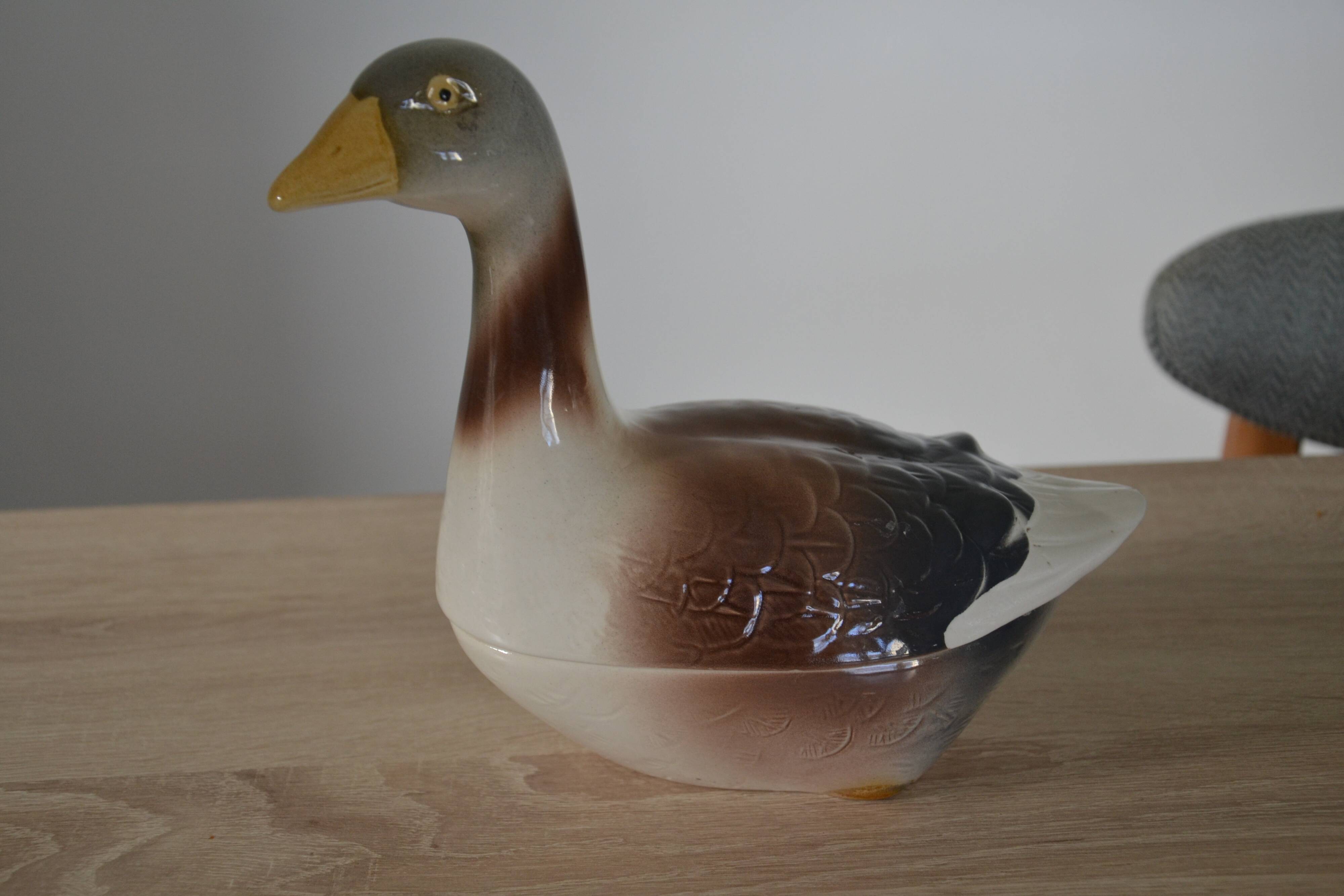 Caugant terrine/empty pocket "goose"