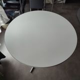 Vintage round table chrome legs