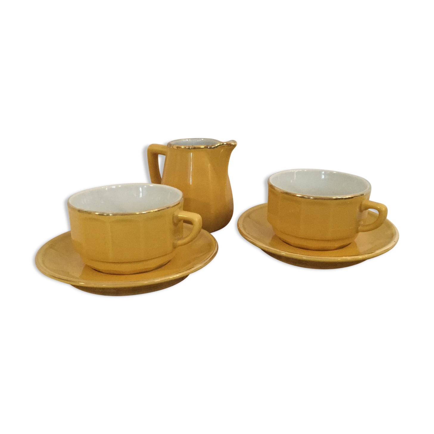 Lunch cups and Deshoulières milk pot