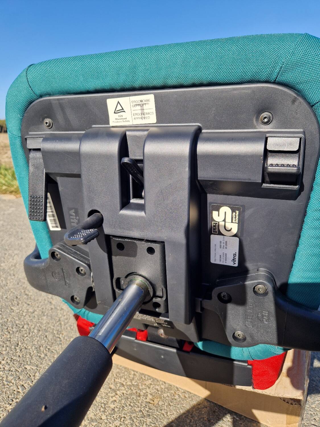 Set of 2 ergonomic office chairs from Vitra