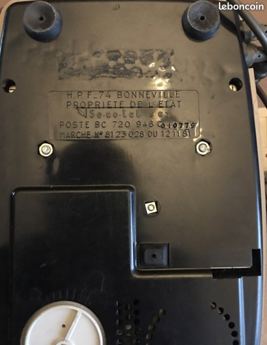 Téléphone vintage Socotel S63