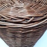 Wicker storage laundry basket and lid