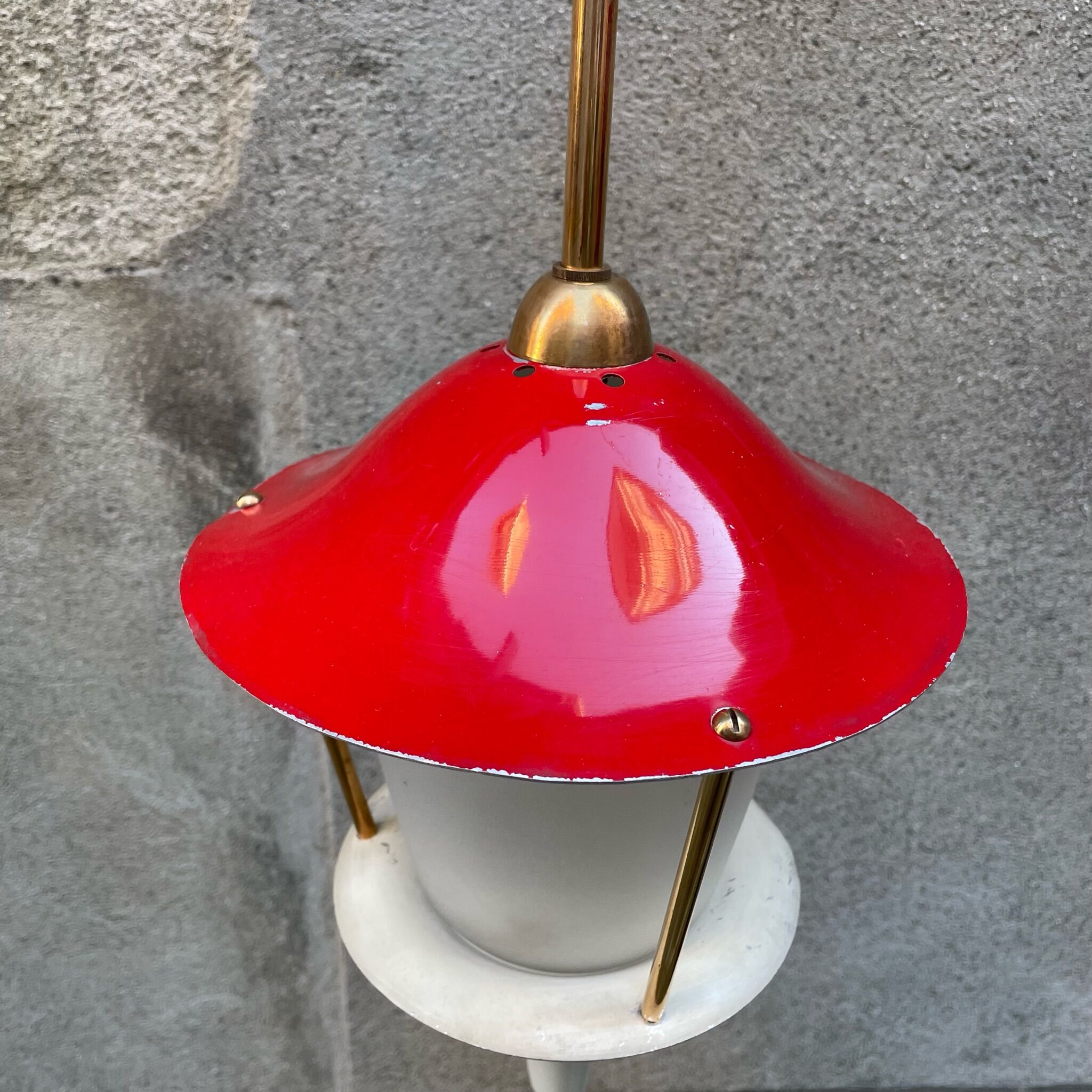 Suspension 50s red sheet metal