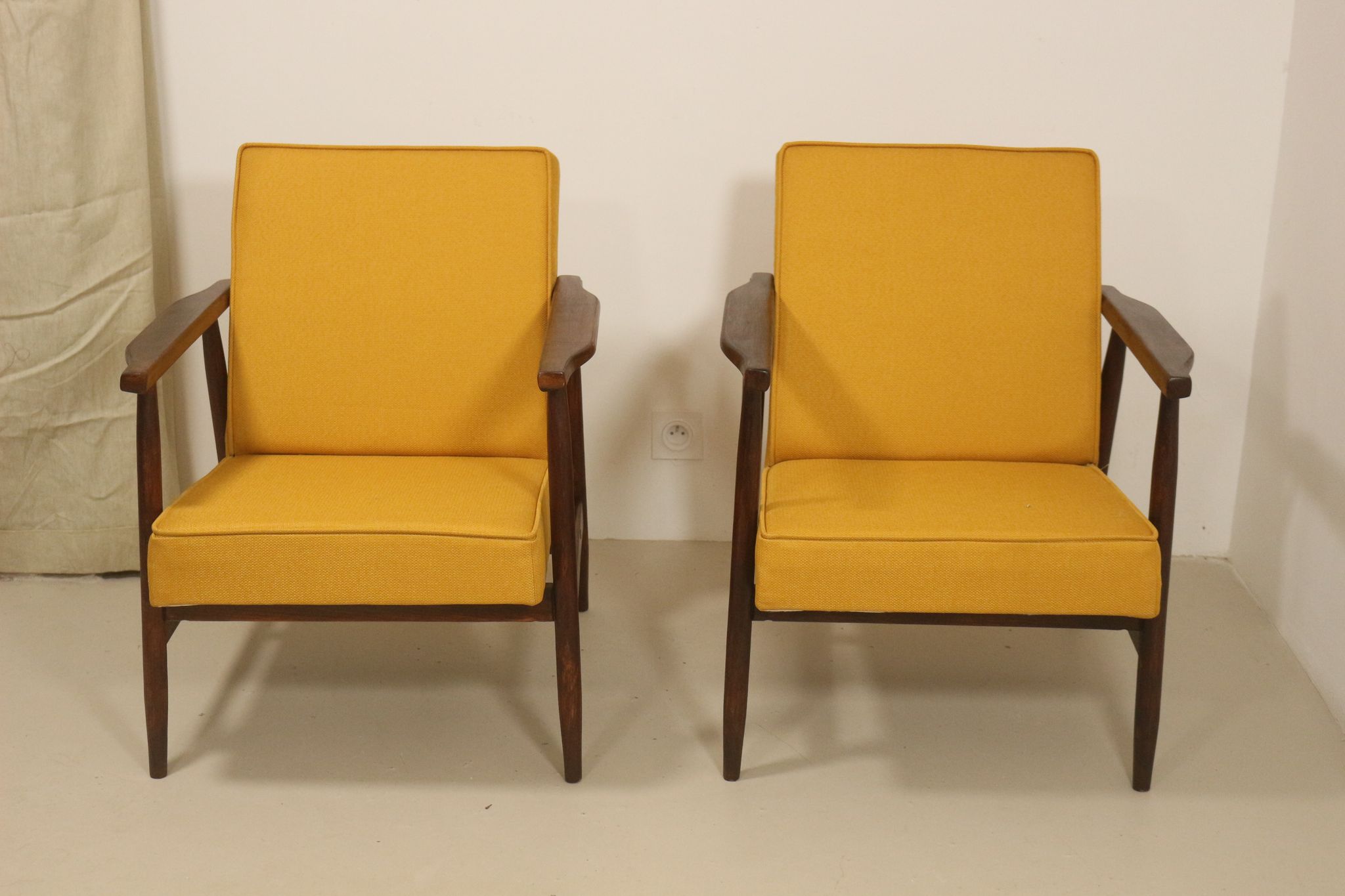 Pair of armchairs Henryk lily 300-190s 1970s yellow fabric