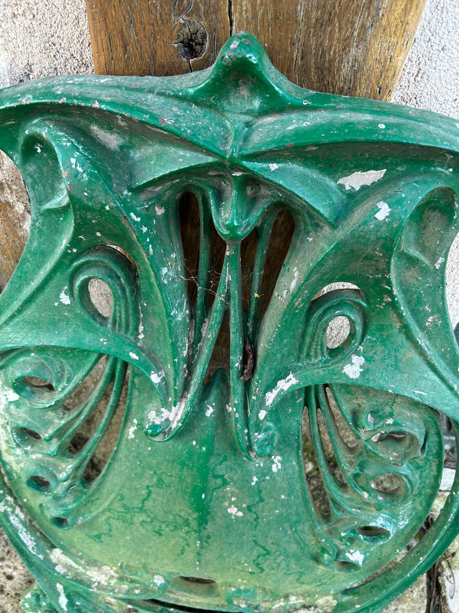 Écusson du métro parisien Hector Guimard
