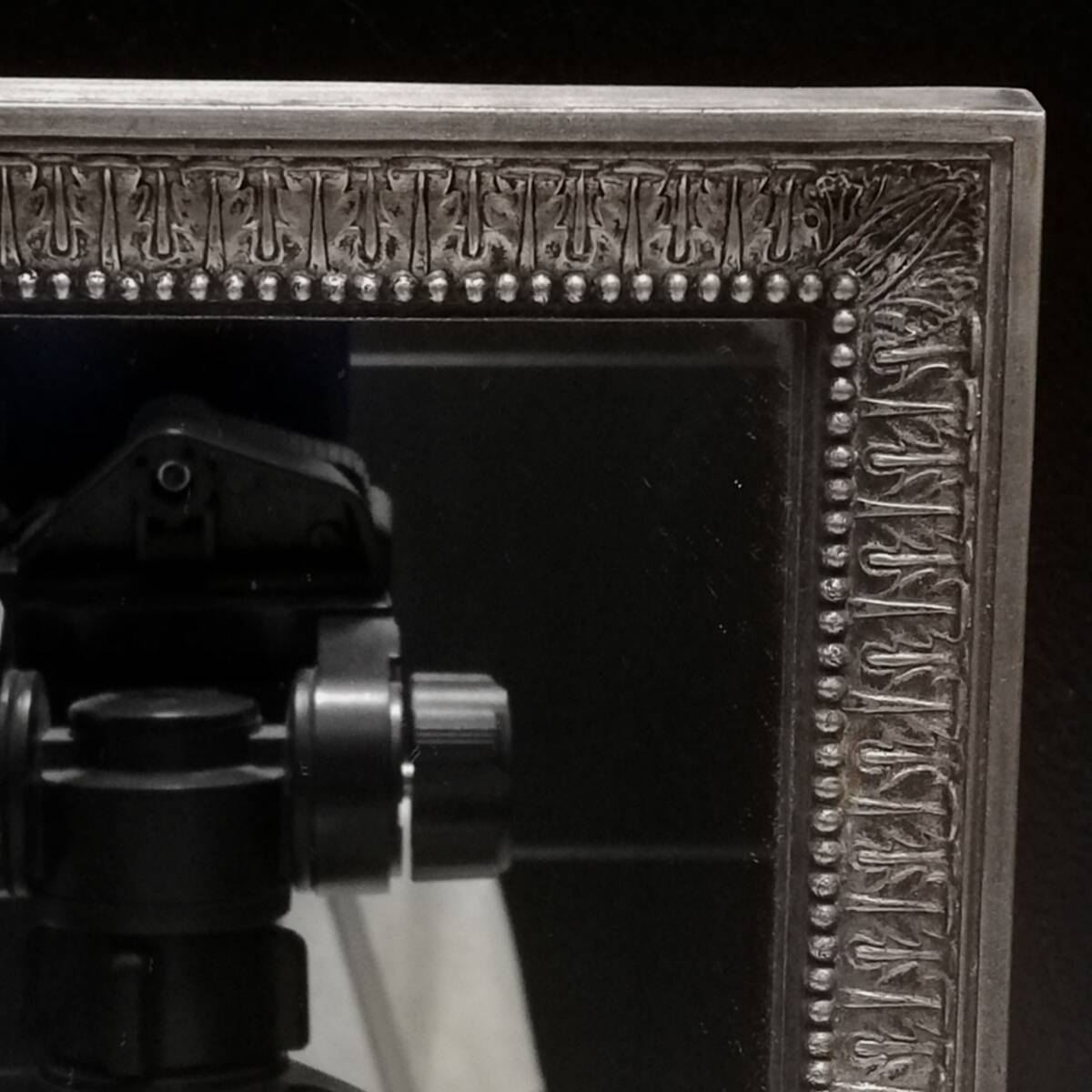 Silver bronze mirror