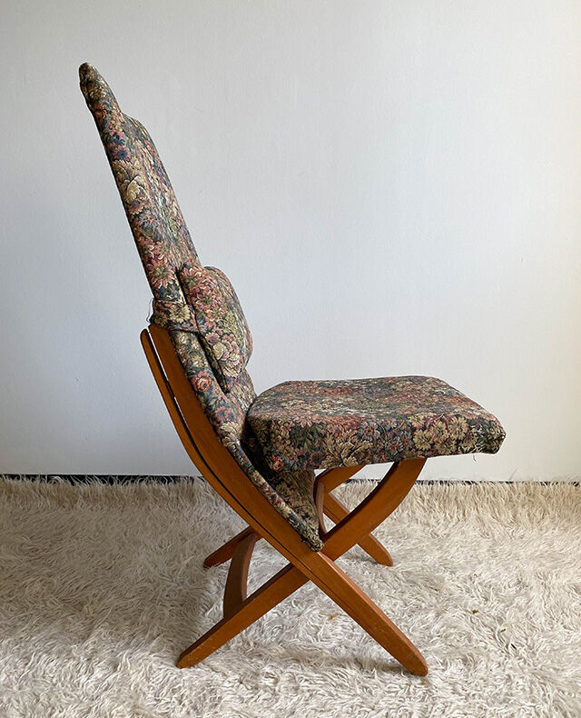 Upholstered recliner chair