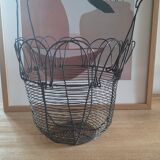 Vintage salad basket