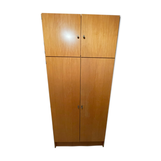 Armoire style années 70