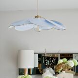 Flower suspension