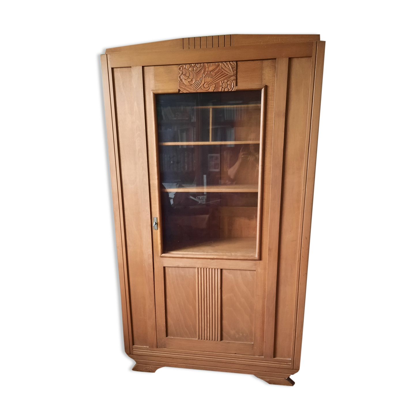 Art Deco style showcase