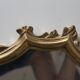 Miroir et sa console dorés style rocaille