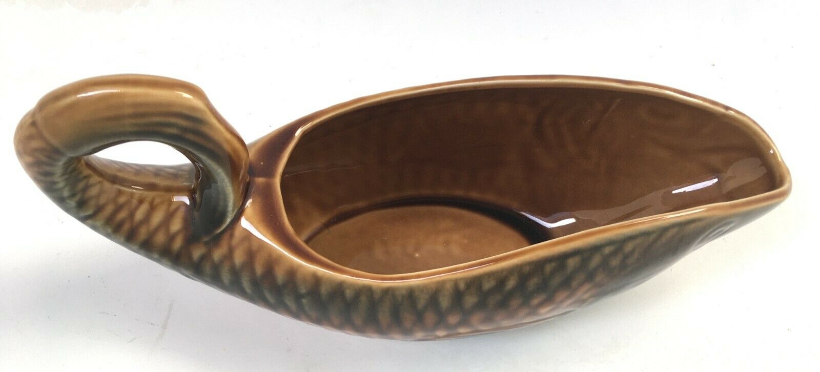 Sauciere fish Sarreguemines France chestnut majolica vintage