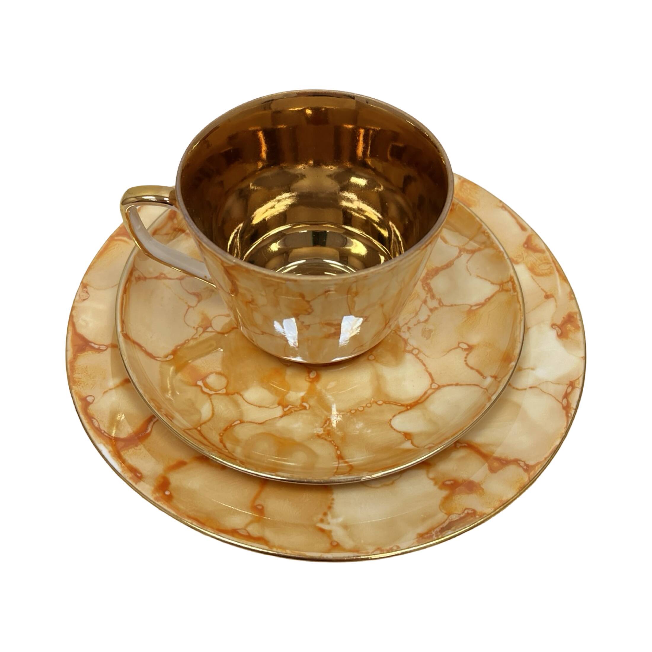 Ensemble de petit-déjeuner "Trio" de Chodzież – design marbré doré, époque PRL (années 1970).