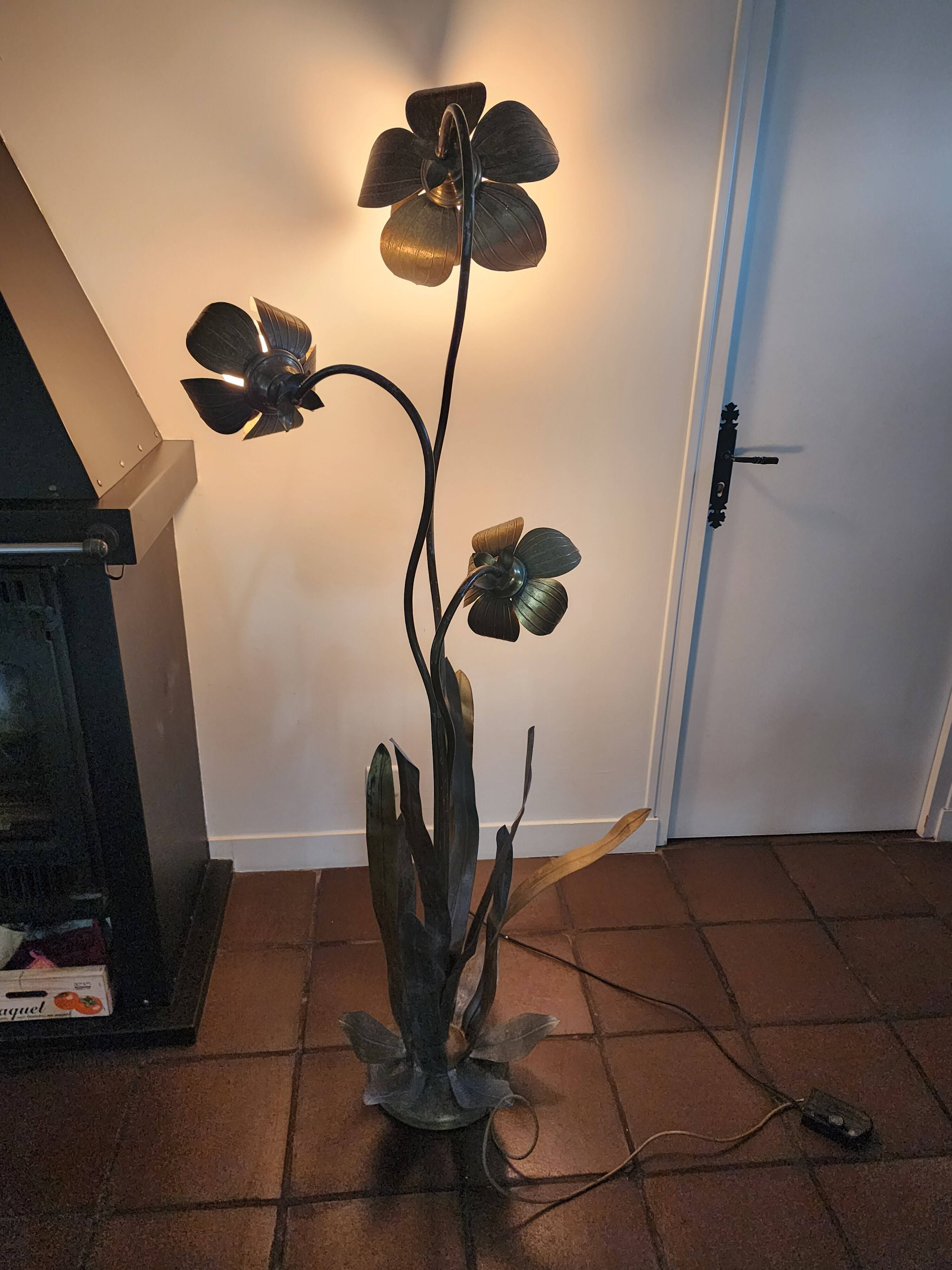 Vintage Hollywood Regency Flower Floor Lamp 1960
