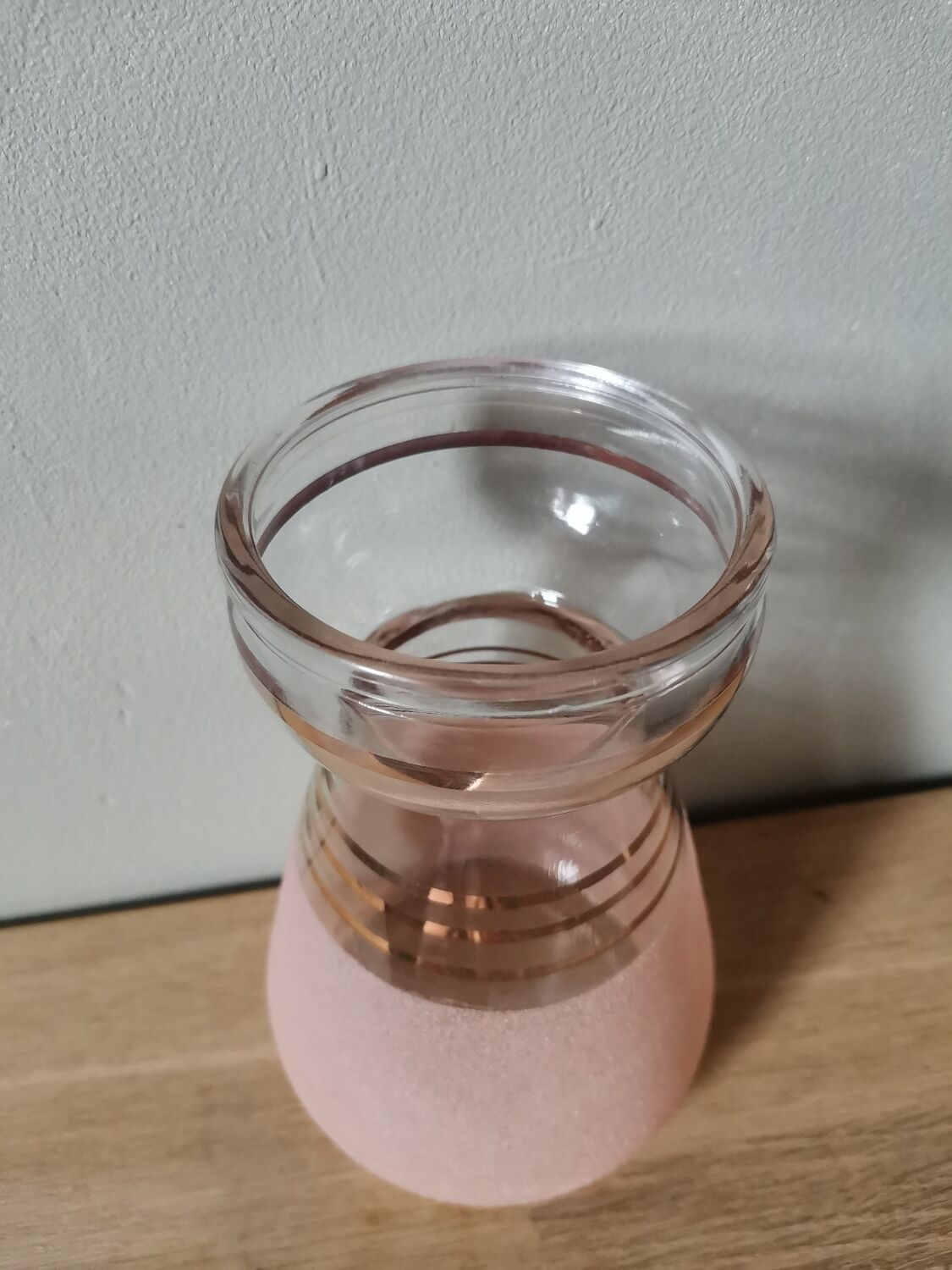 Vintage granite glass bulb vase