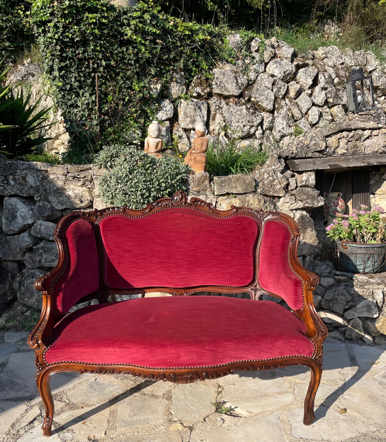 Louis XV style bench in Walnut, 19th century period