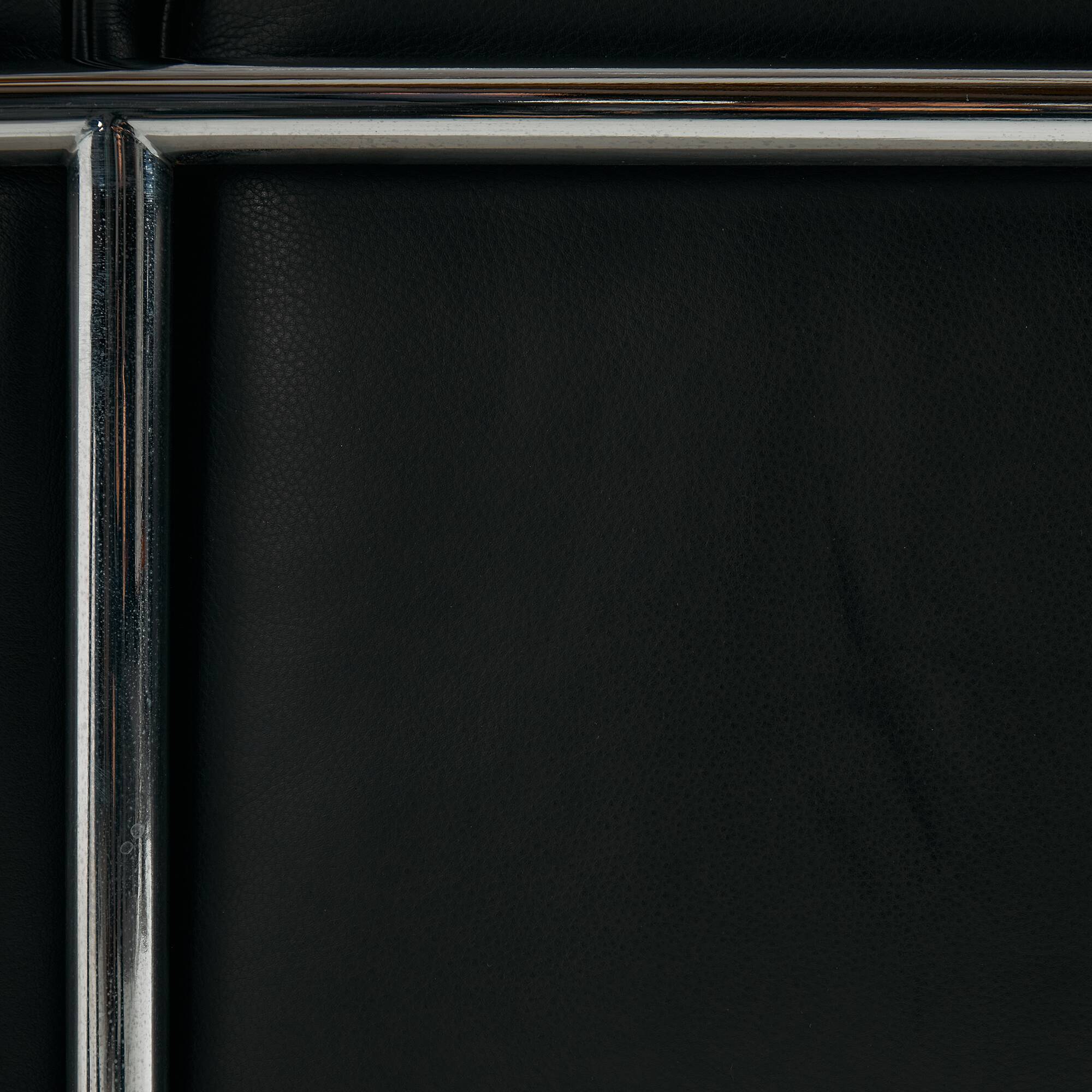 LC2 sofa by Le Corbusier, Pierre Jeanneret and Charlotte Perriand for Cassina