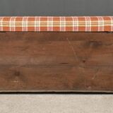 Oak Landing Chest Bench – Early 20th Century