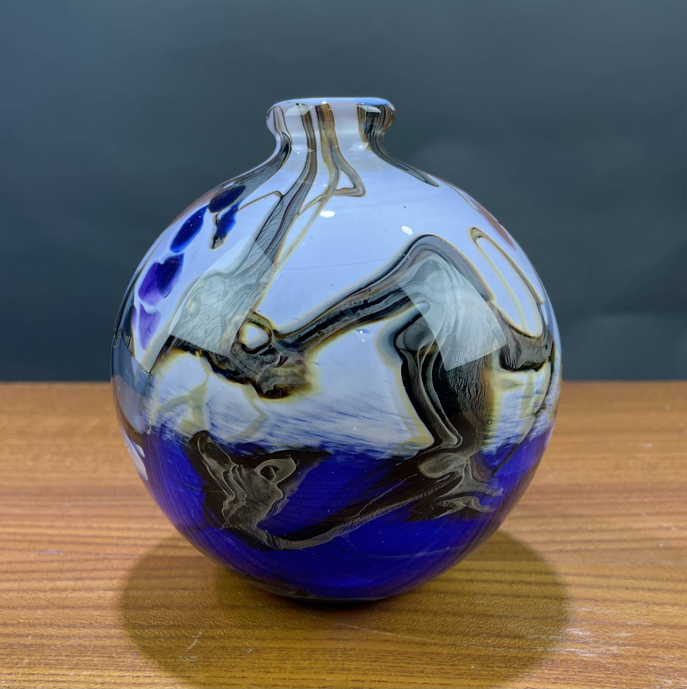Murano glass soliflore ball vase