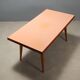 Table en chêne des années 1960 avec plateau coloré