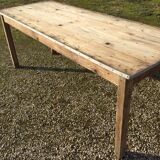 Farm table