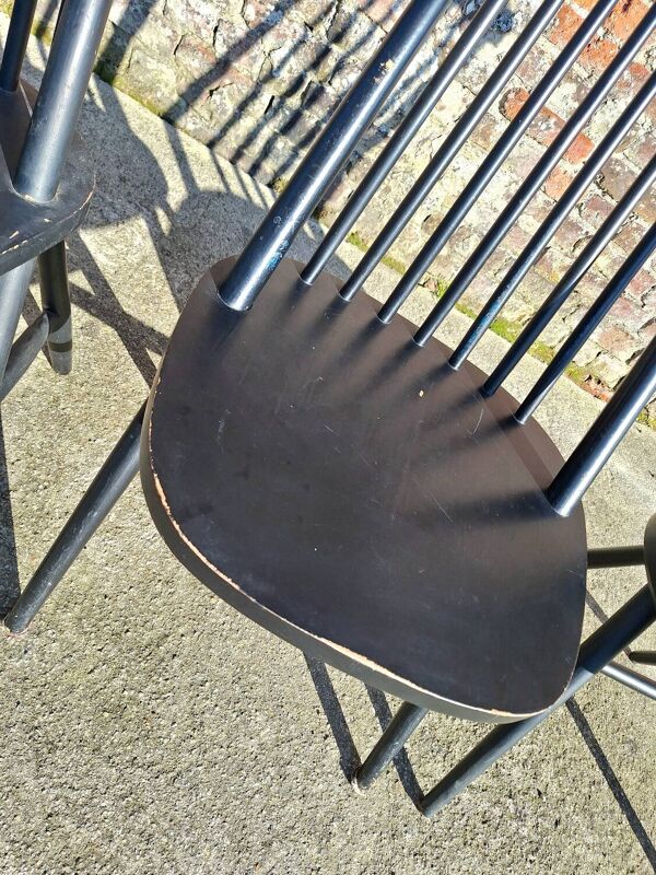 Suite de 5 chaises vintage scandinaves, meubles sièges anciens