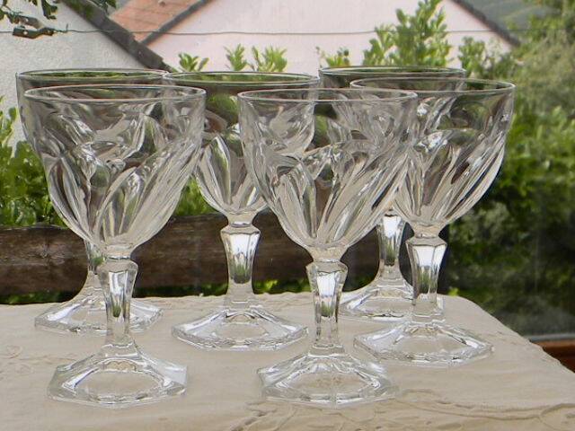 Set of 6 ARQUES crystal aperitif glasses. ORSAY model.