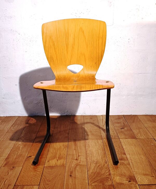 Chaise de cantine vintage
