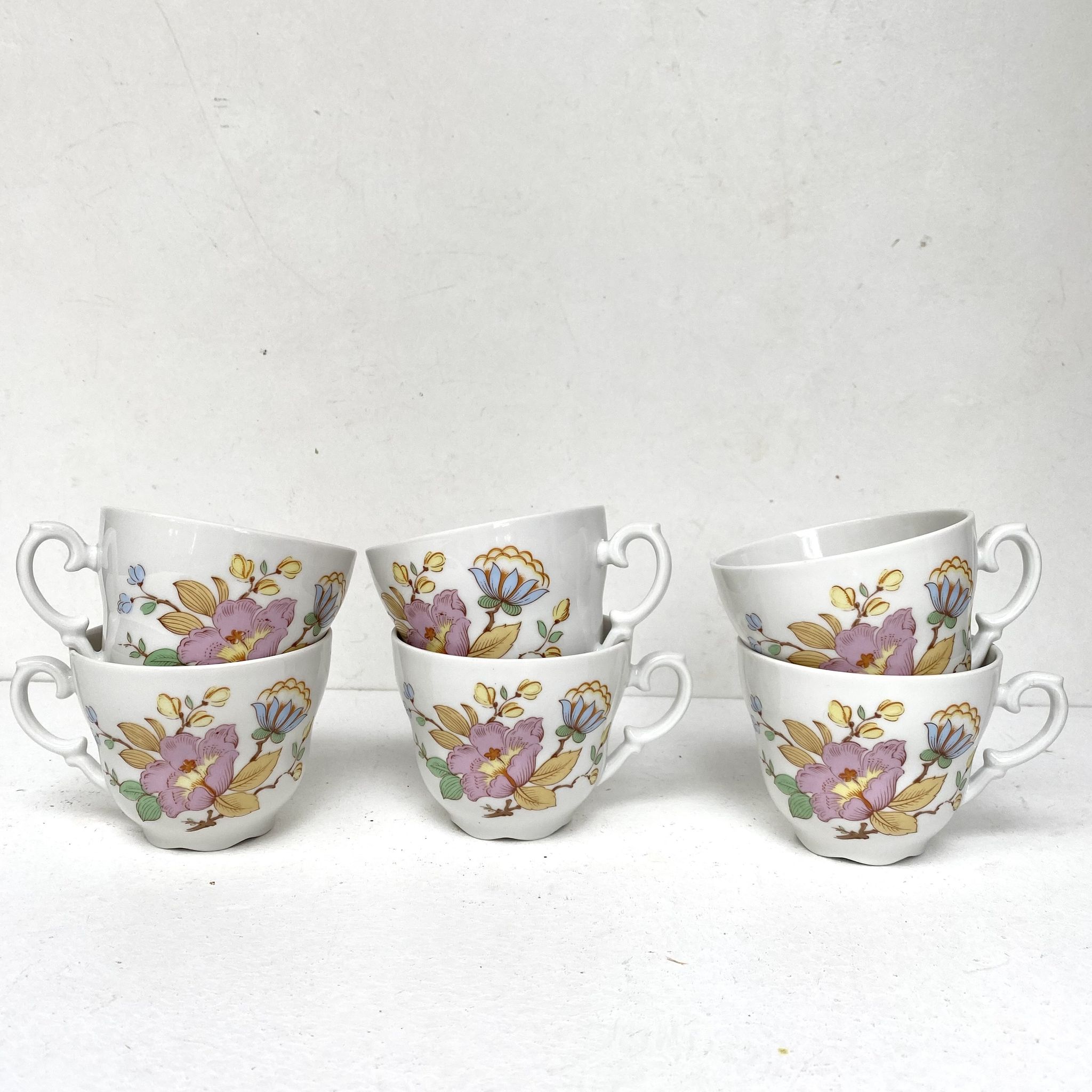Tasses en porcelaine fine Bavaria