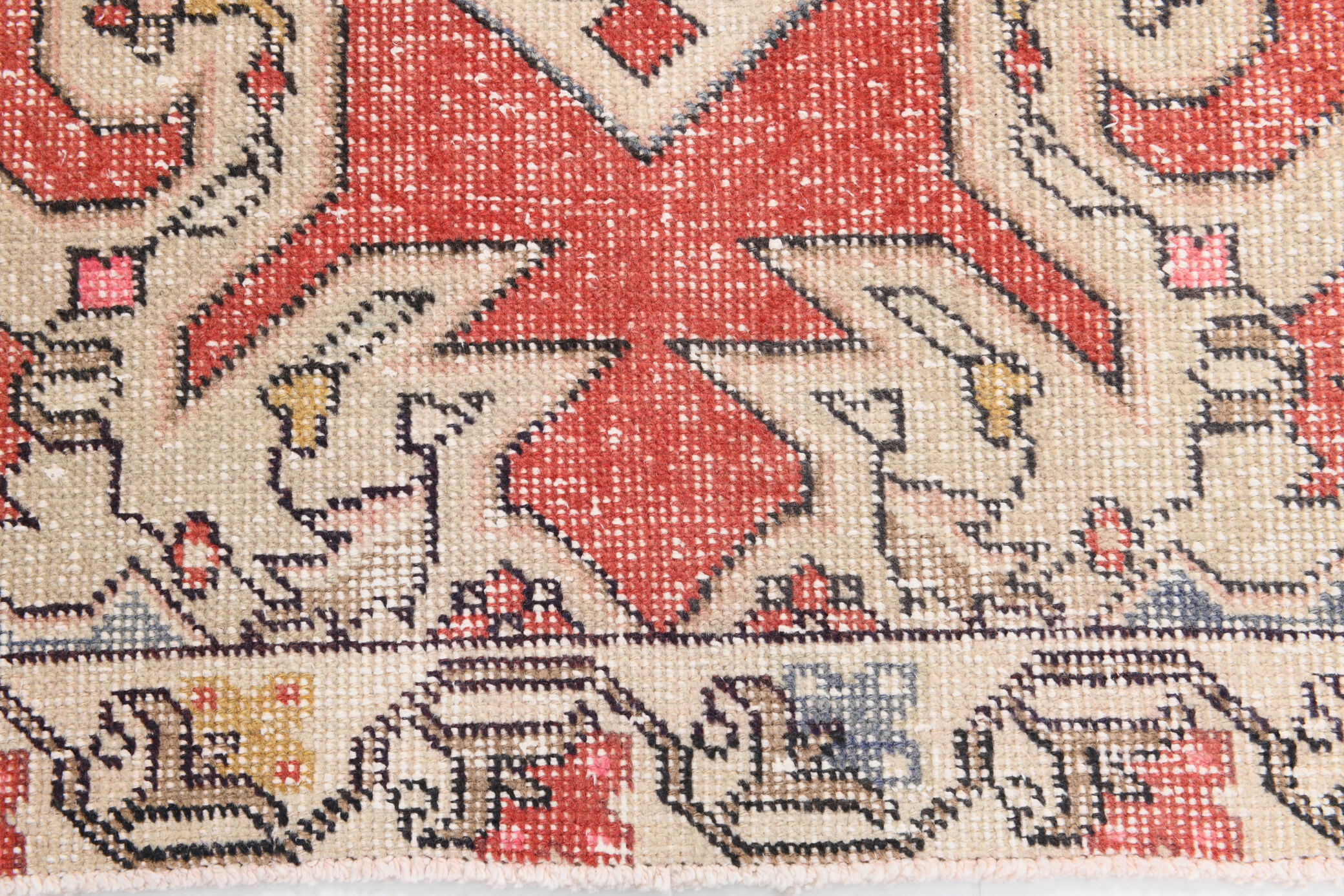 4x7 classic red vintage rug, 126x227cm