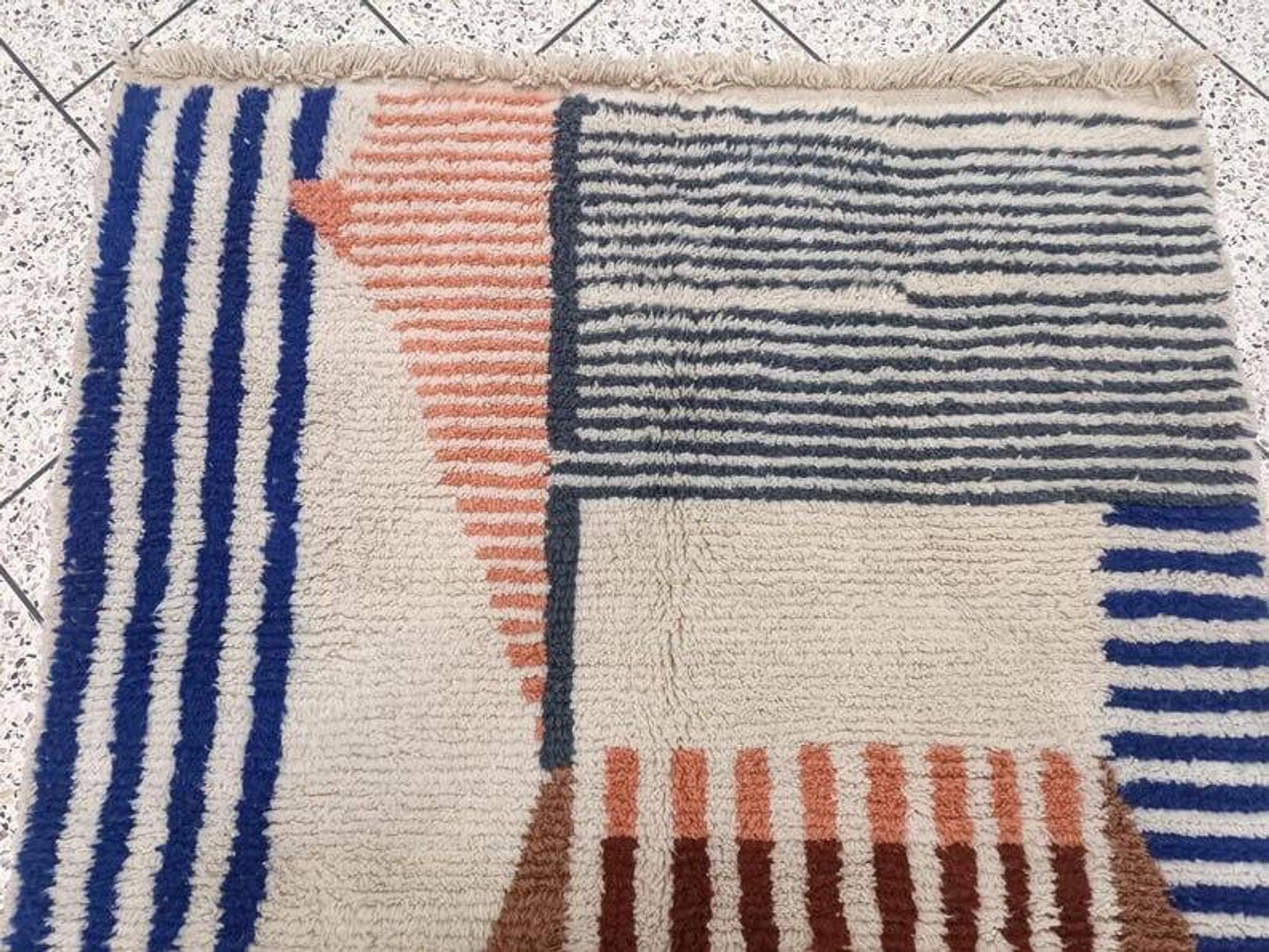 Handmade Beni Ouraine rug, size 150 x 250 cm