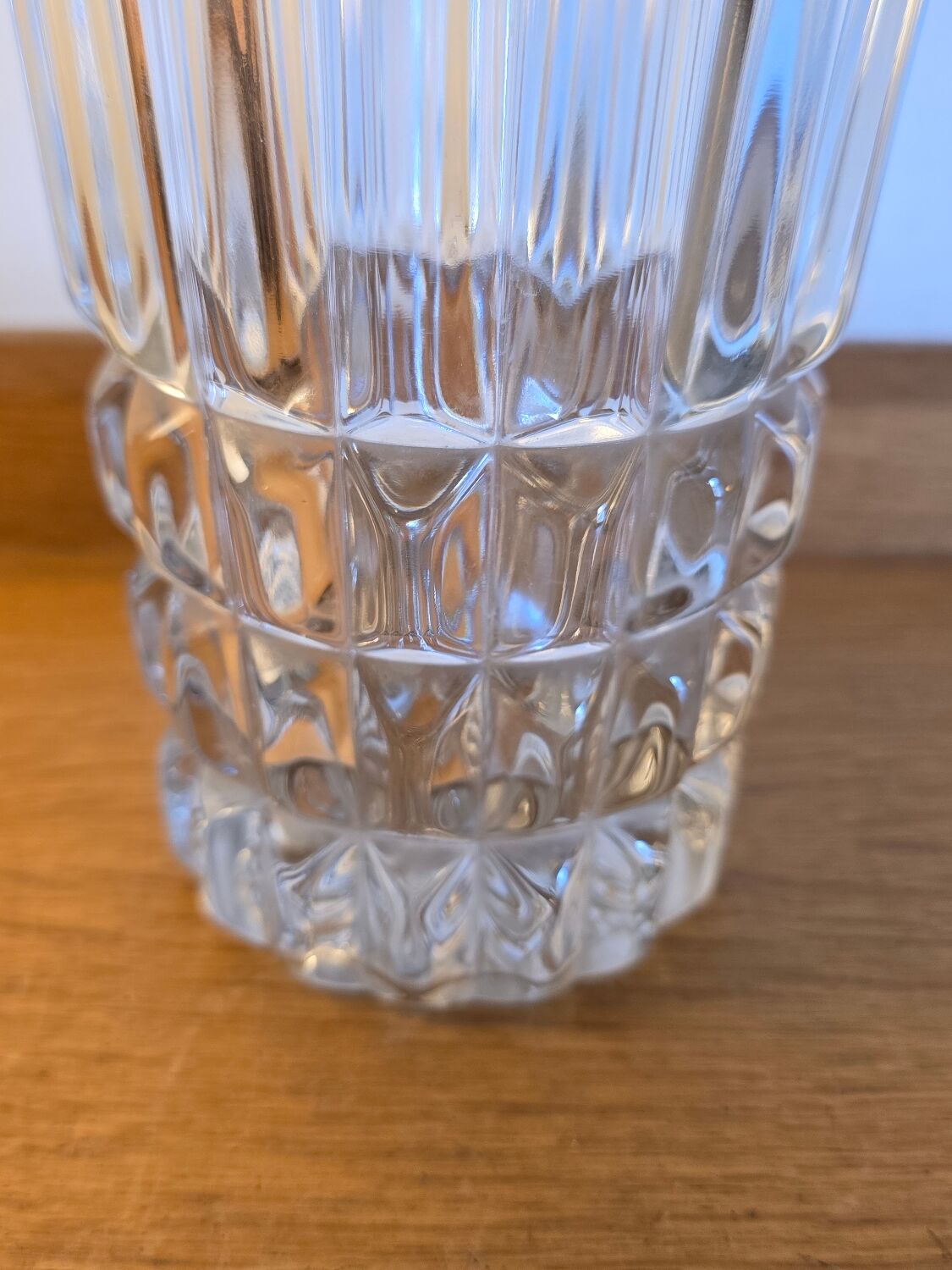 Vase en verre moulé 1950 Art Déco